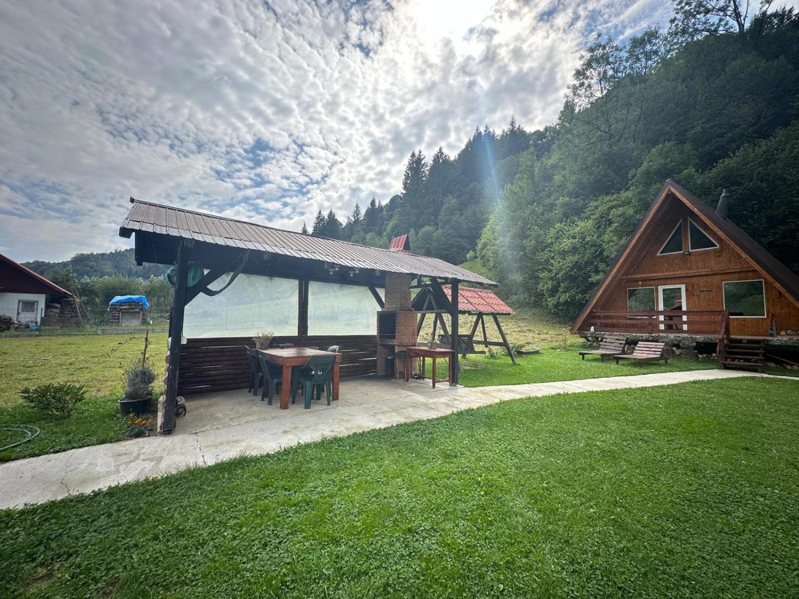Cabanutze Satic Rucăr Exterior foto