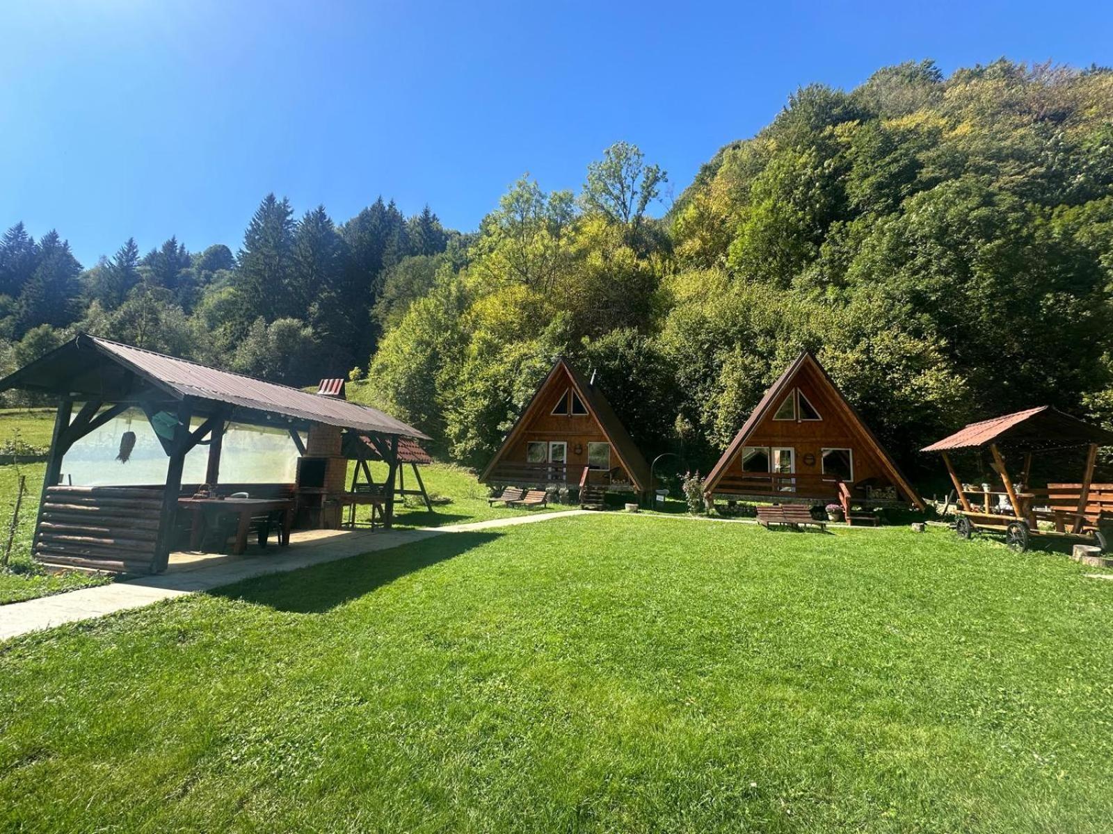 Cabanutze Satic Rucăr Exterior foto